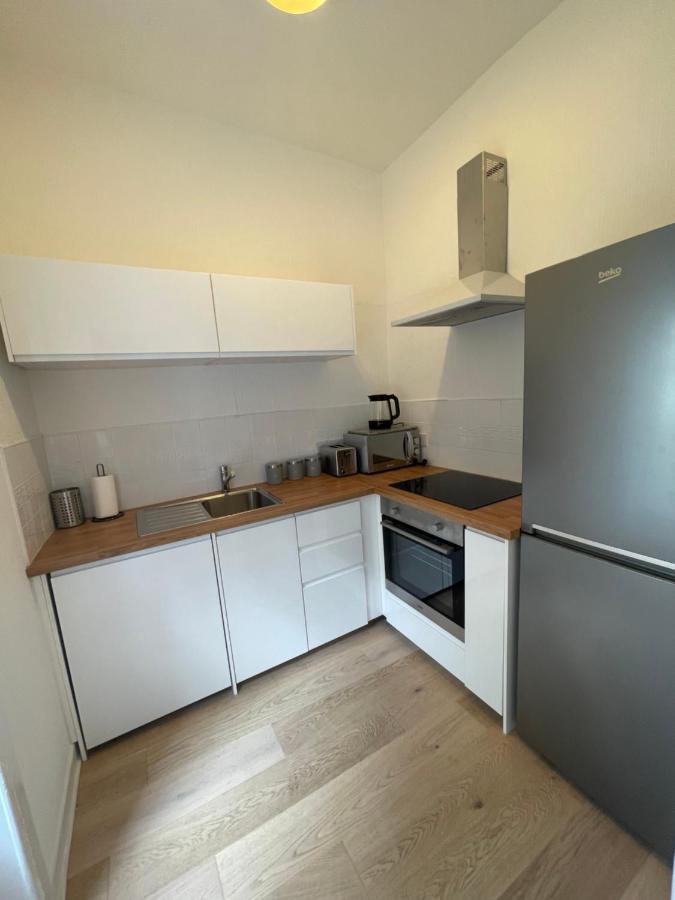 Ground Floor 1 Bedroom Flat In The City Centre エディンバラ エクステリア 写真