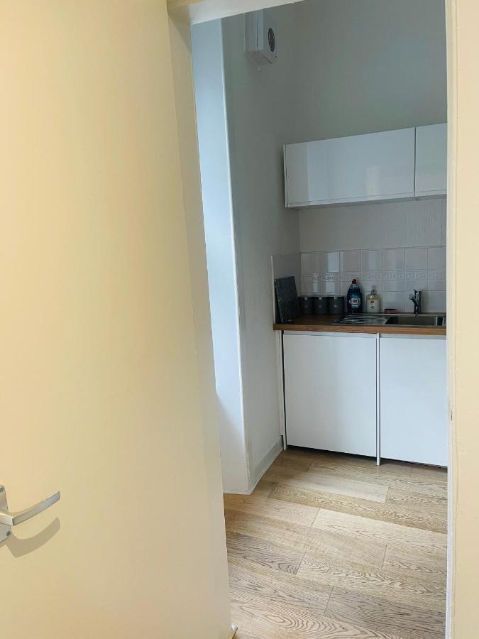 Ground Floor 1 Bedroom Flat In The City Centre エディンバラ エクステリア 写真